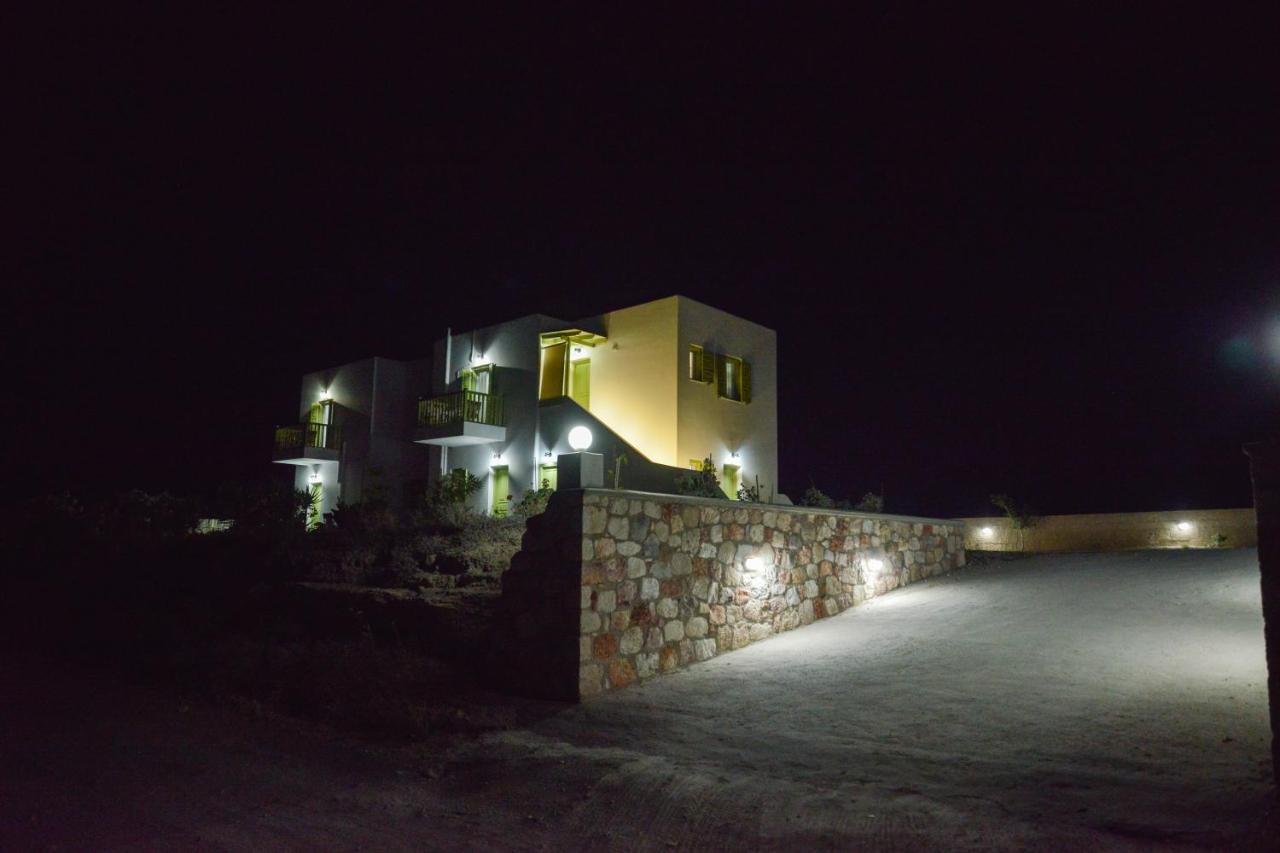 Zeras Apartments Adamantas  Exterior foto